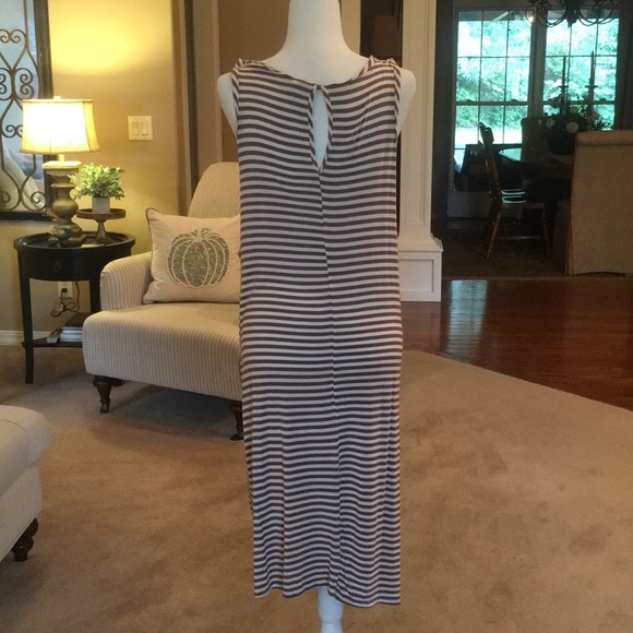 ee:some taupe and cream sleeveless sundress - Picture 4 of 8